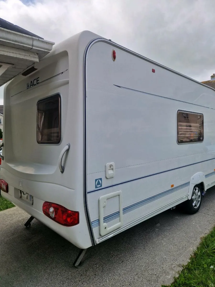 2008 model 4 berth ace award  in good condition - Image 3