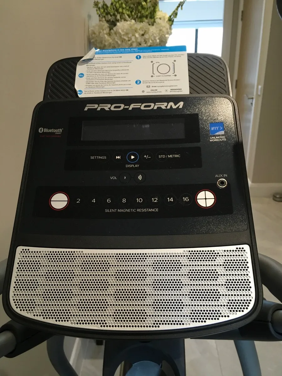 Proform Endurance 420E Elliptical Cross Trainer - Image 2