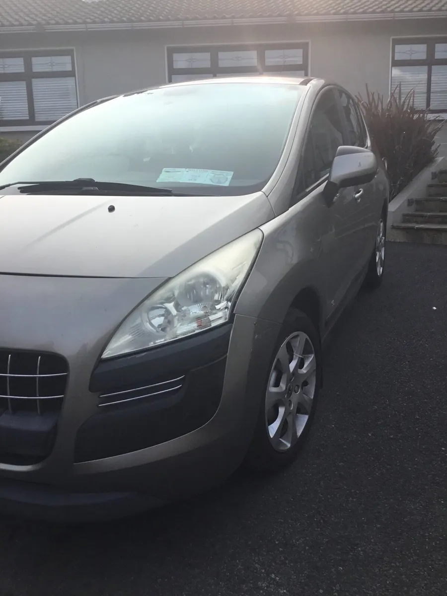 Peugeot 3008 2010 - Image 1