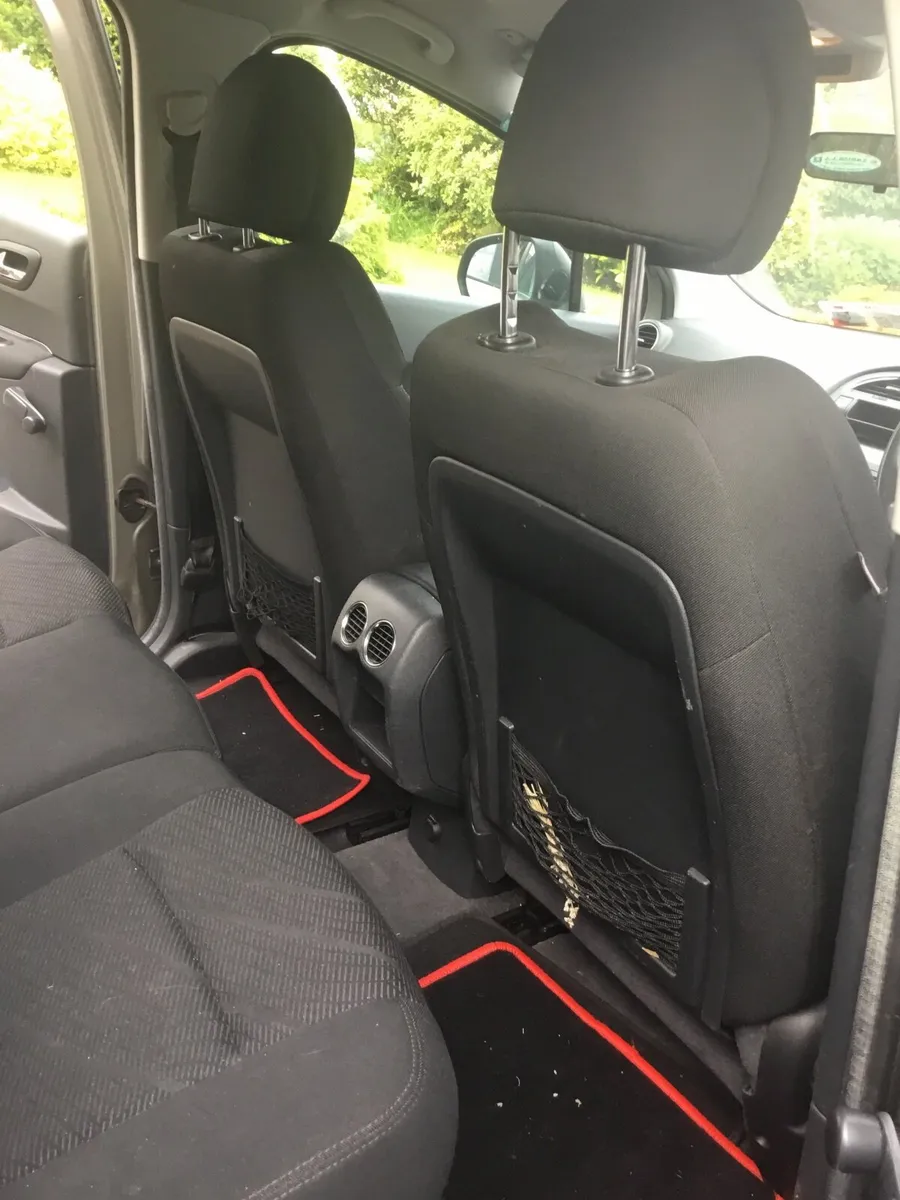 Peugeot 3008 2010 - Image 4