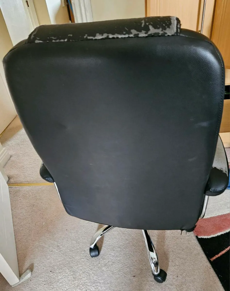 Free office chair - Image 3