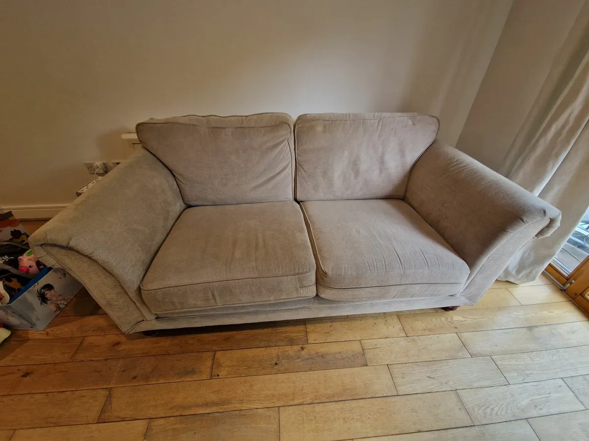 Couch 2 seater - casey's - Image 1