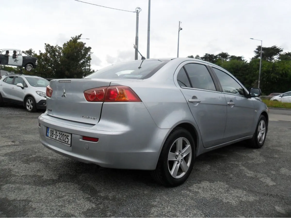 Mitsubishi Lancer 1.5 Intense - Image 3