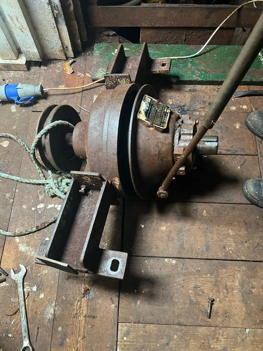 !!wanted twin disc techno drive SEA4 clutch unit!! - Image 1