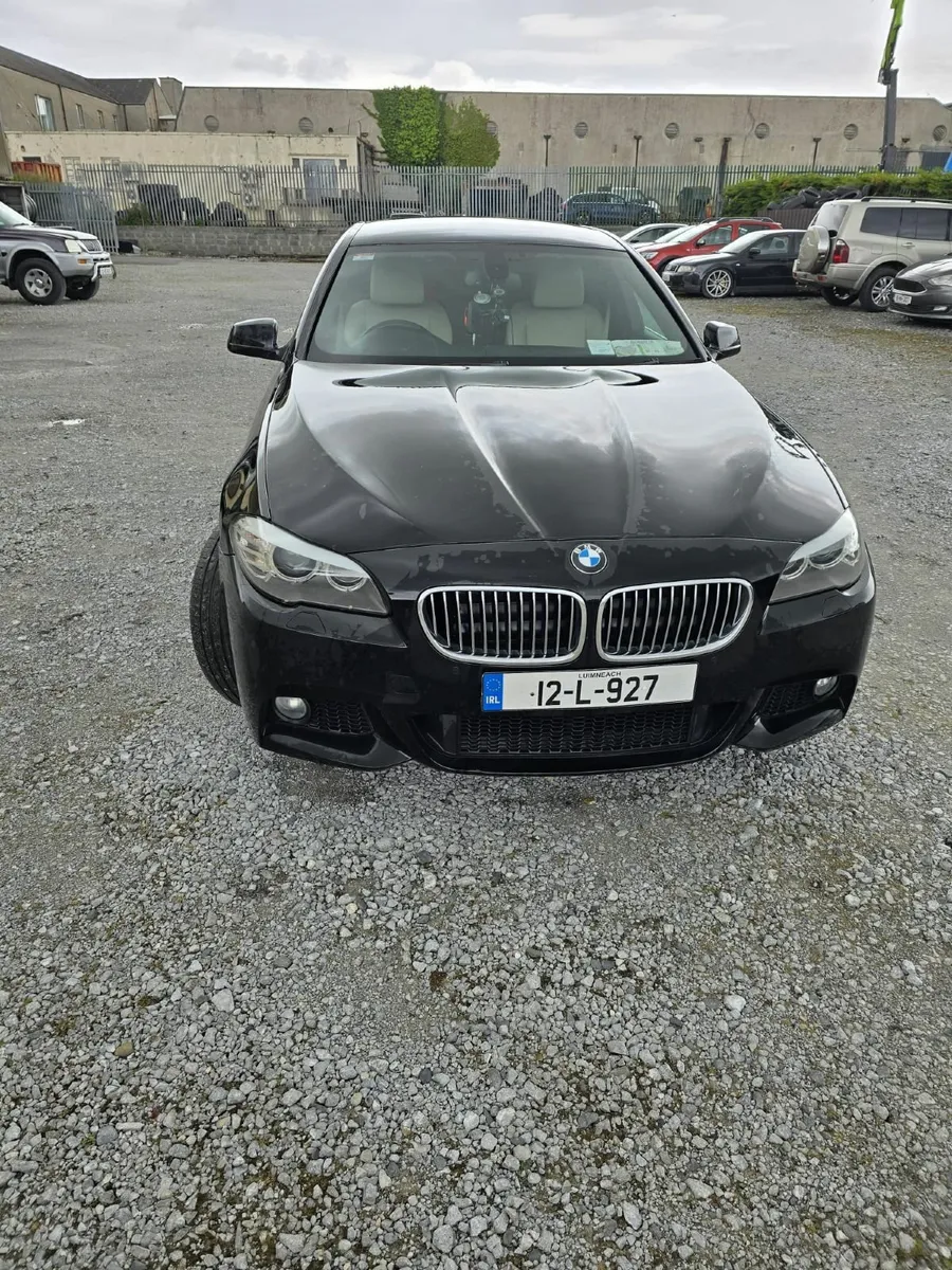 BMW 5-Series 2012 - Image 4
