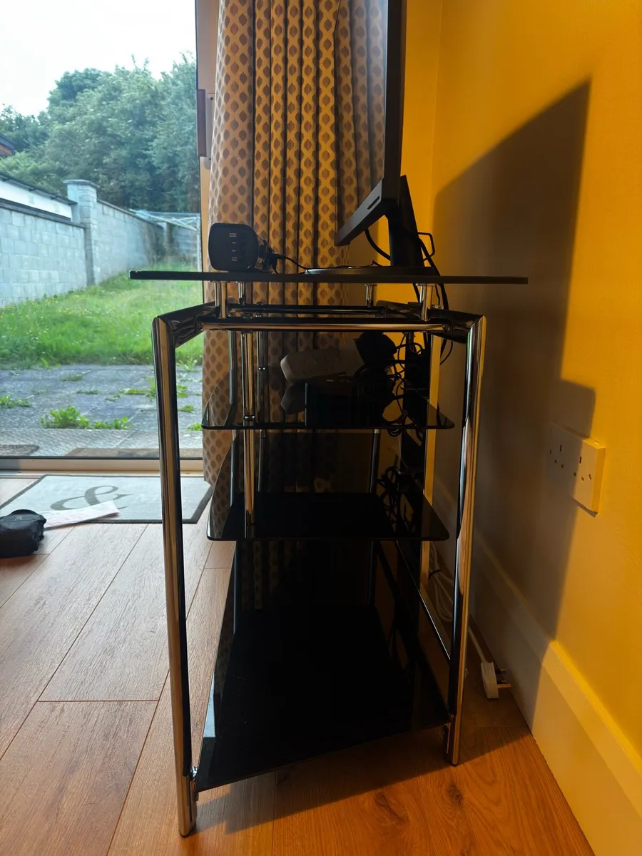 TV Stand - Image 4