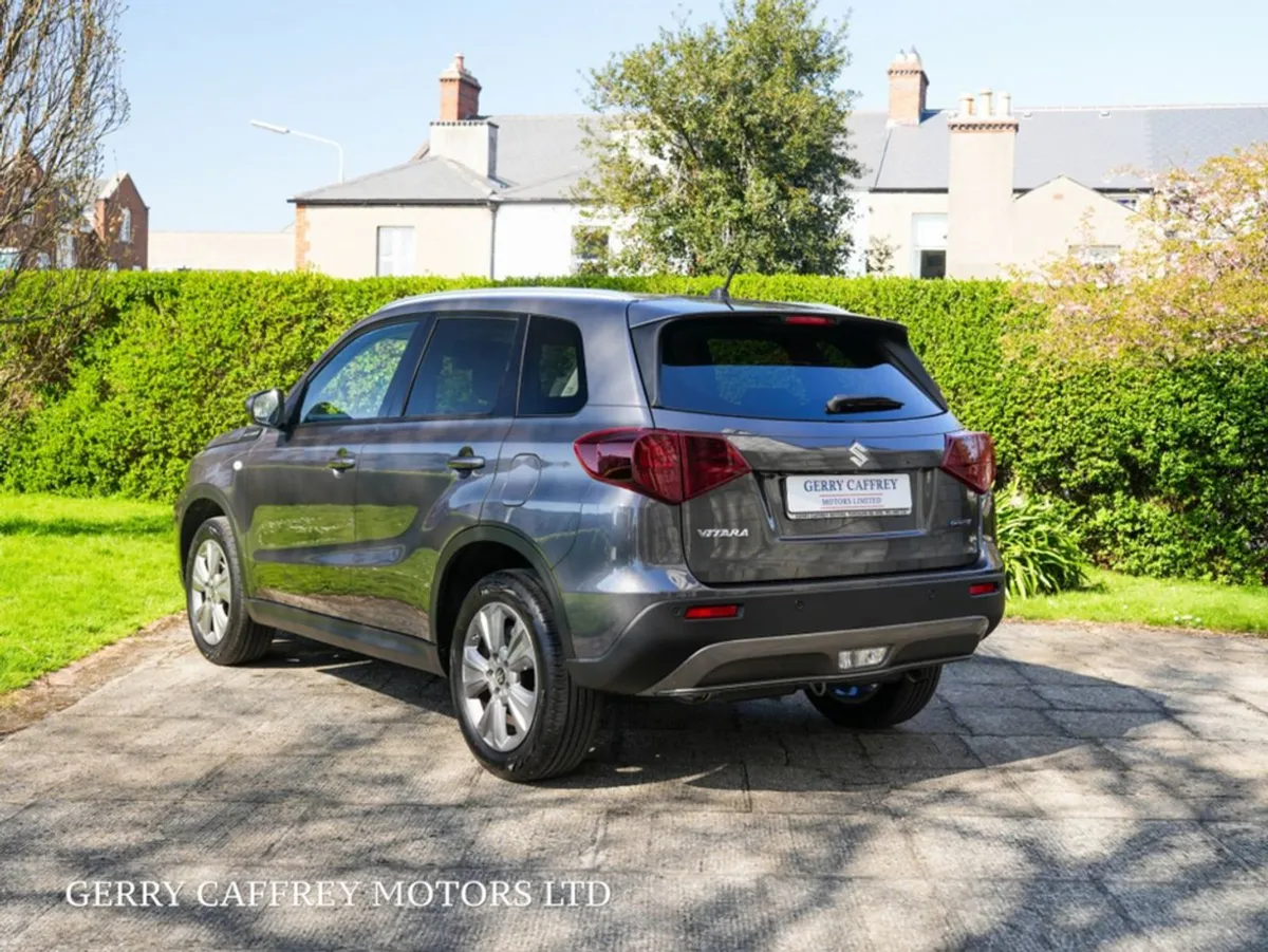 Suzuki Vitara Facelift Motion 1.5 Full Hybrid - Image 4