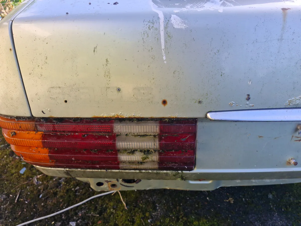 Mercedes 380sel - Image 4