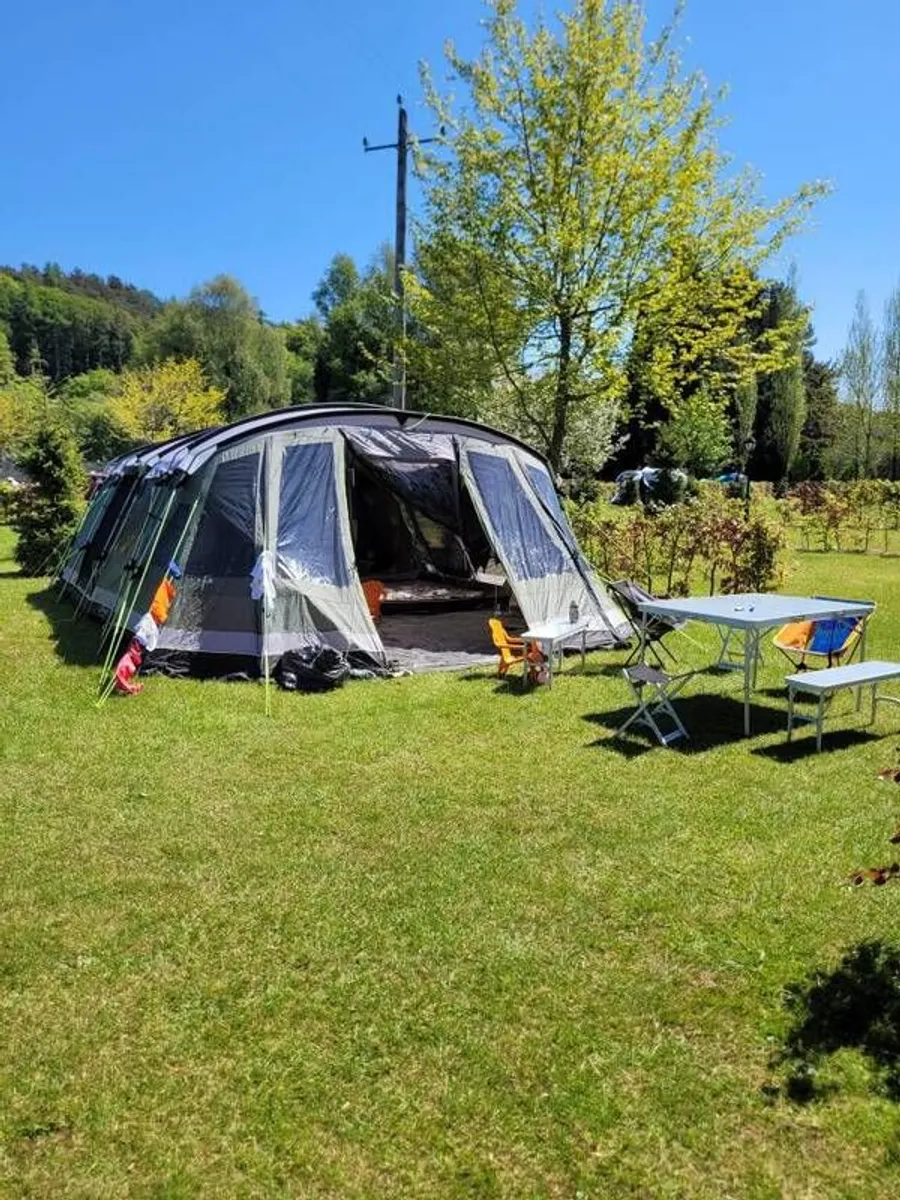 Outwell Vermont xlp family tunnel tent. - Image 1