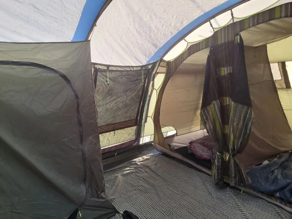 Outwell Vermont xlp family tunnel tent. - Image 2