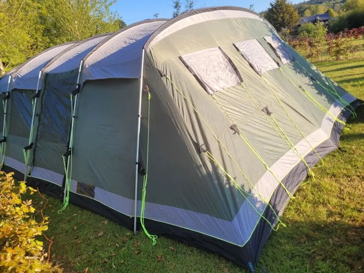 Outwell Vermont xlp family tunnel tent. - Image 4