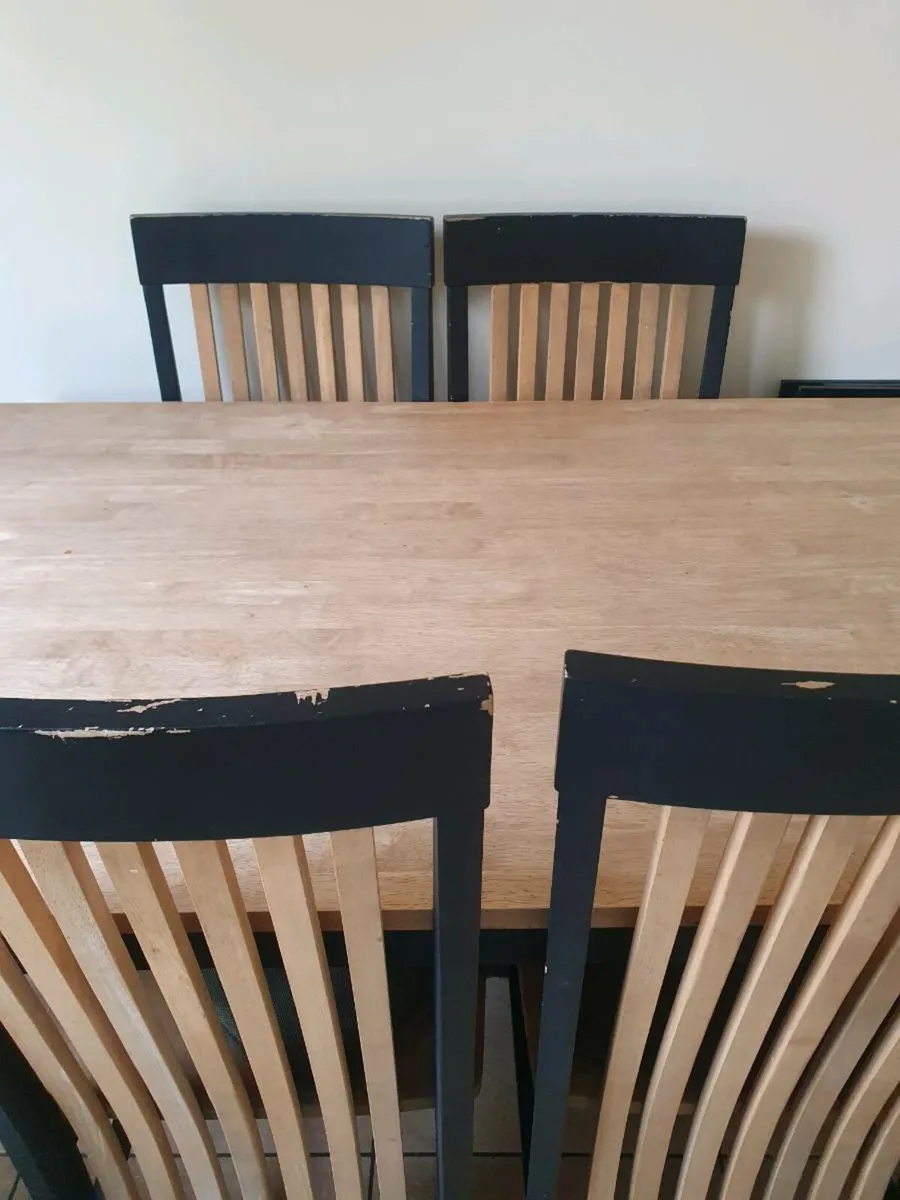 Kitchen Table and Chairs - Image 2