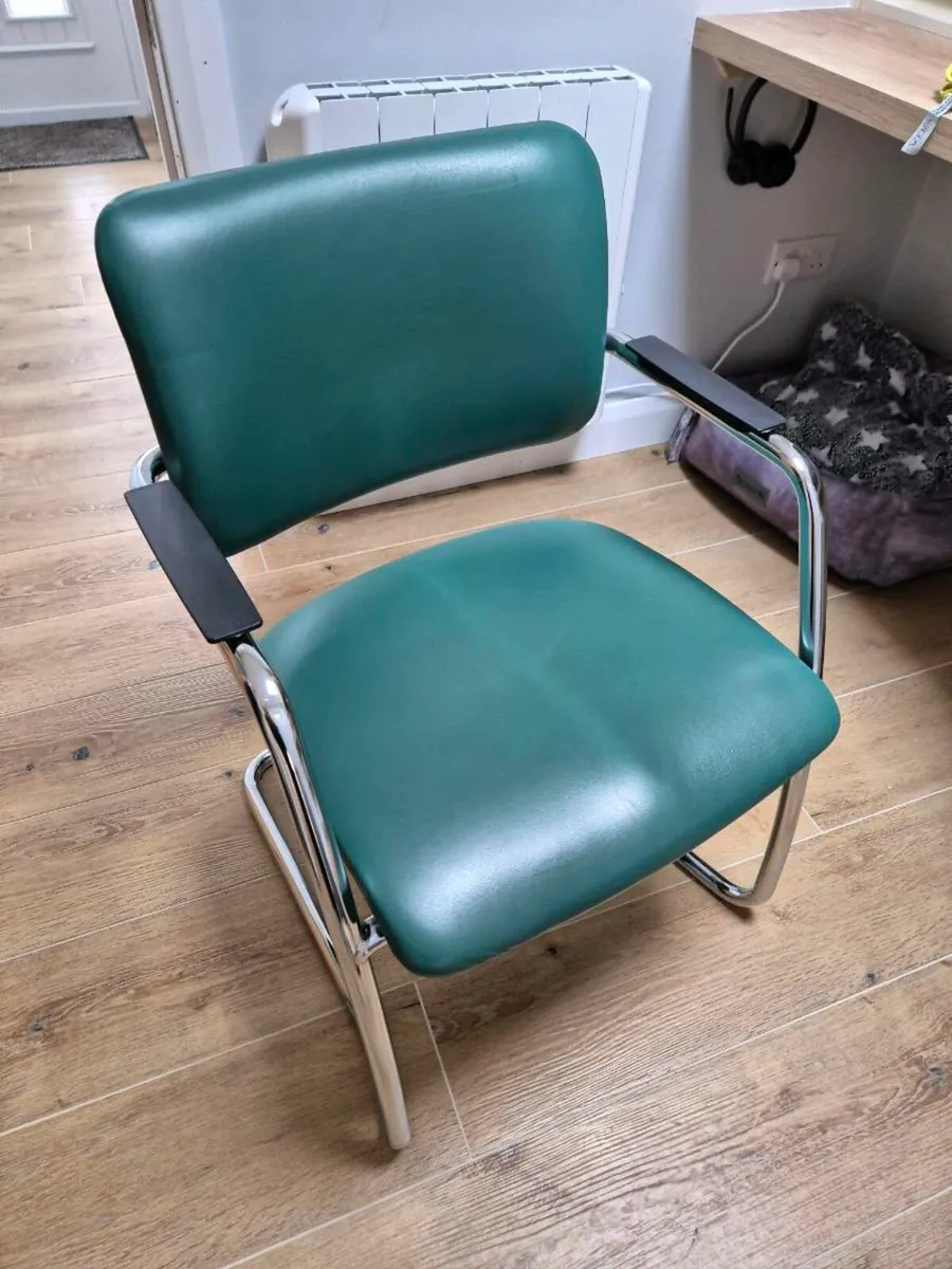 Office Chair - Image 1