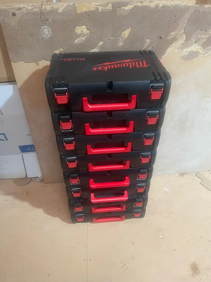 Milwaukee Fuel storage cases x8 - Image 3