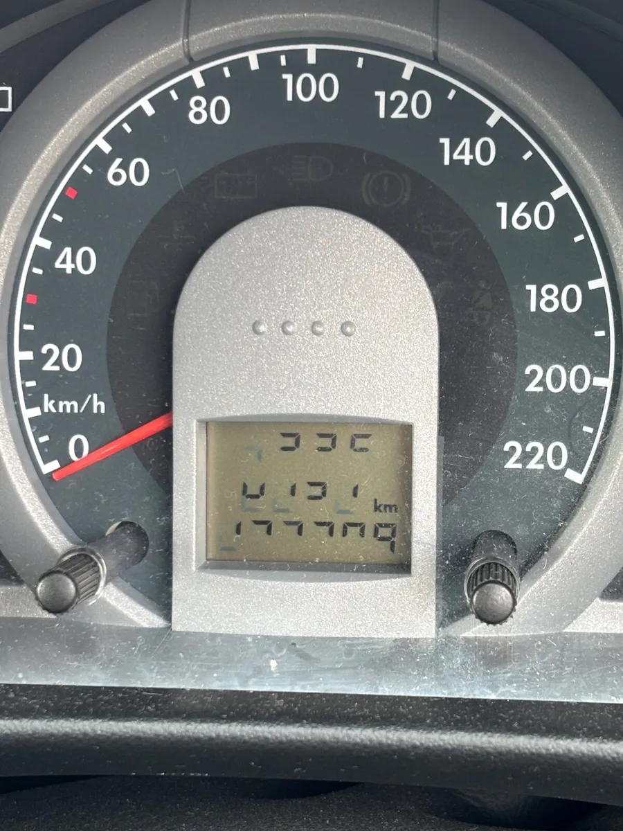 Volkswagen Fox 2007 - Image 2