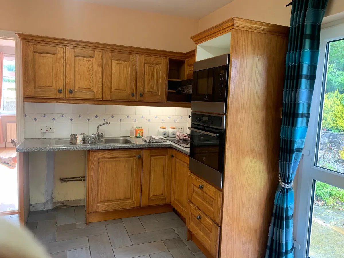 Full Kitchen For Sale - Image 1