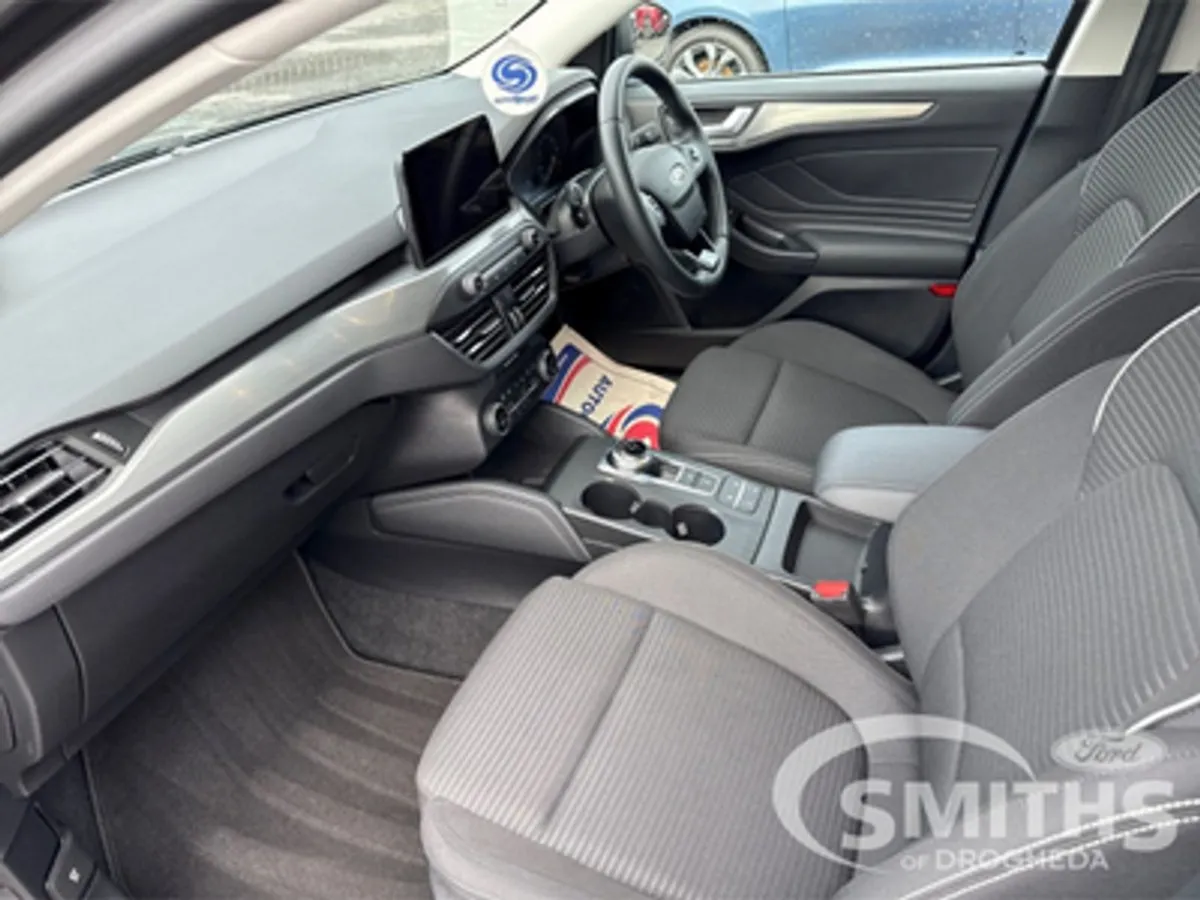 Ford Focus Titanium  auto  1.5td 120PS - Image 3