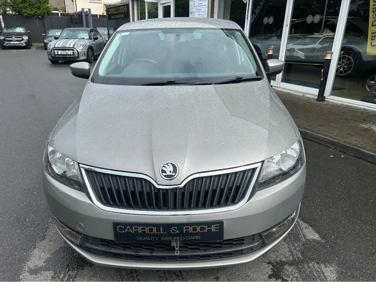 Skoda Rapid Ambition 1.4 TDI Diesel - 5dr-hatch - - Image 3