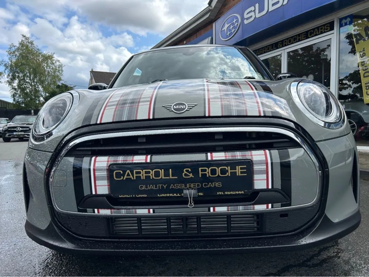 MINI Cooper Stunning Burberry Edition Xcl5 5-dr A - Image 4