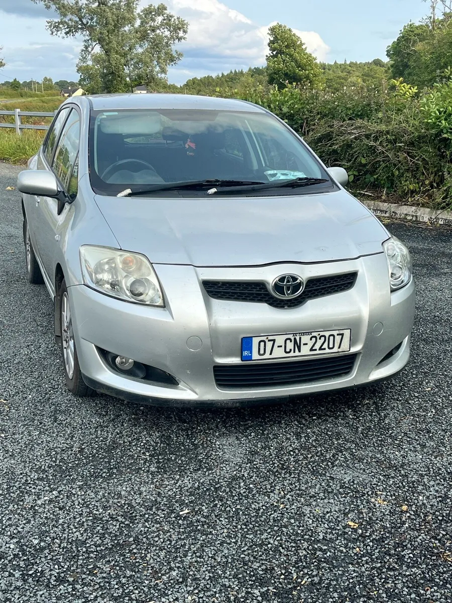 2007 Toyota Auris - Image 1