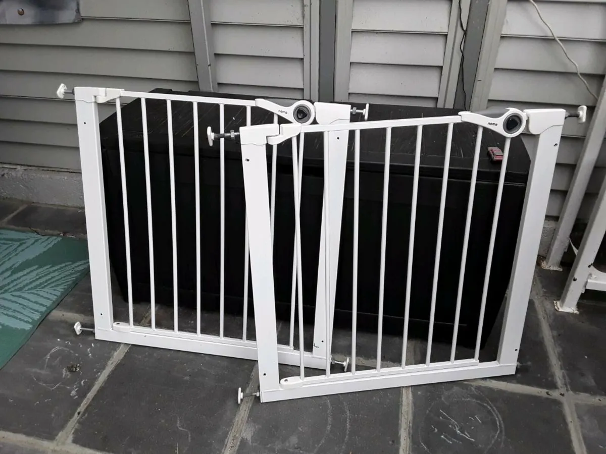 Baby gates - Image 1