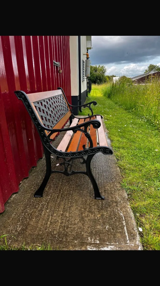 Garden Bench - Image 2