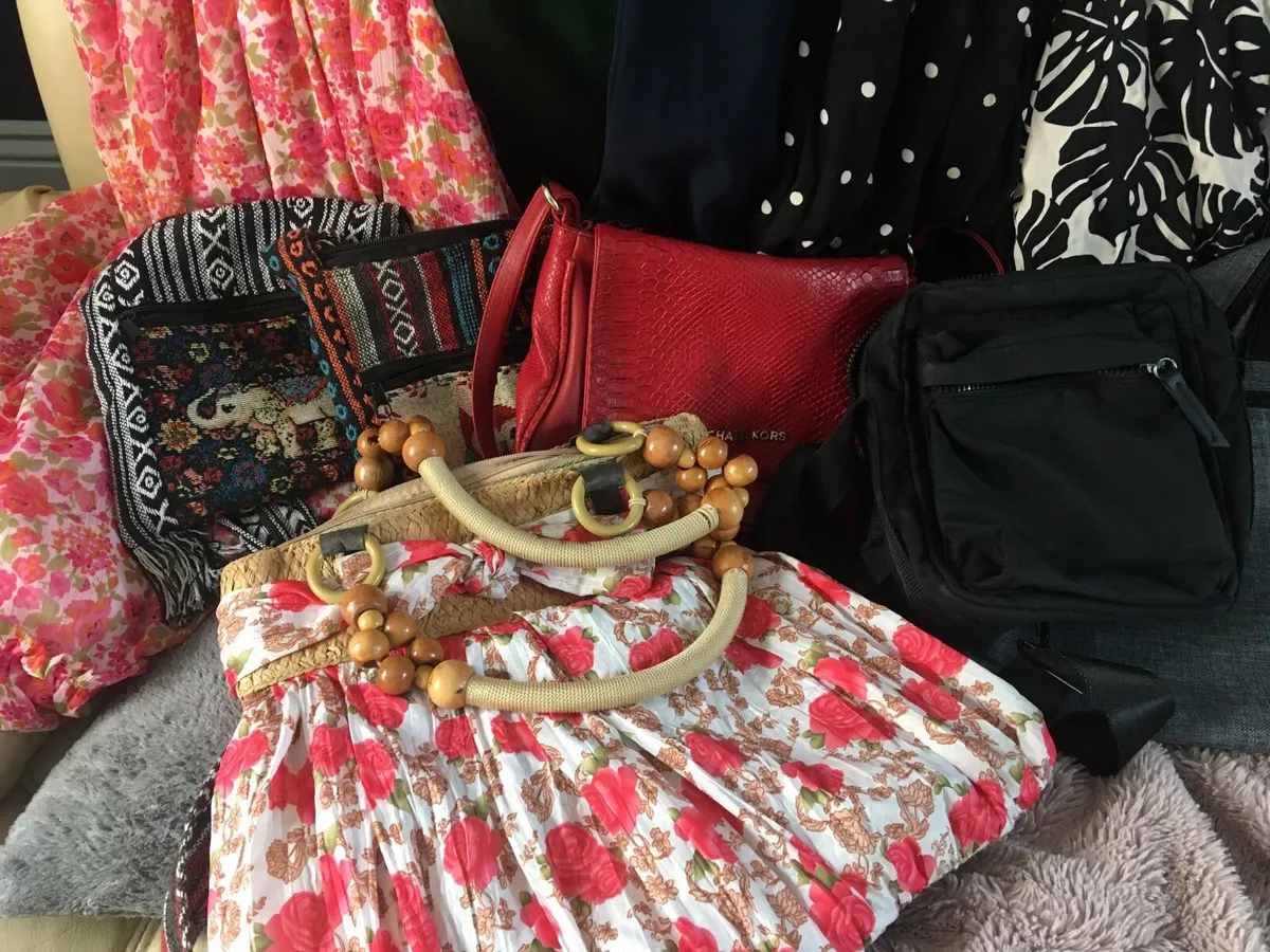 Clothes - Image 2
