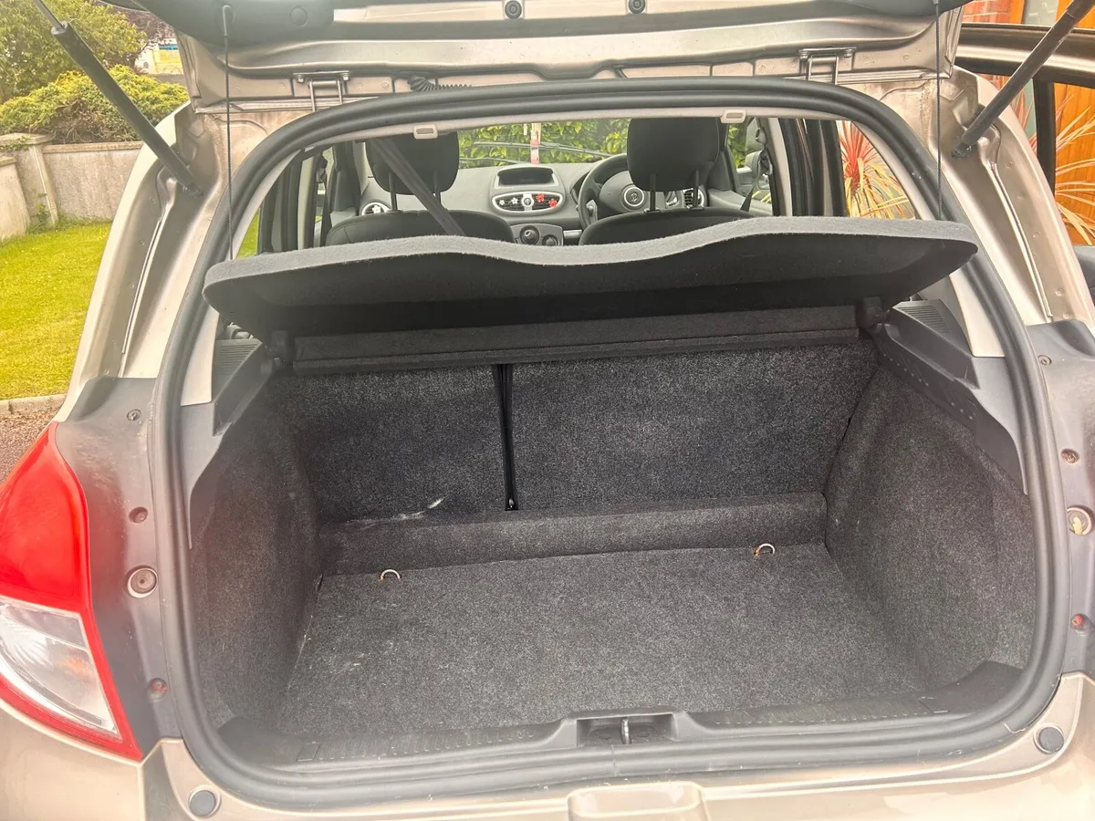 Renault Clio 2012 - Image 4