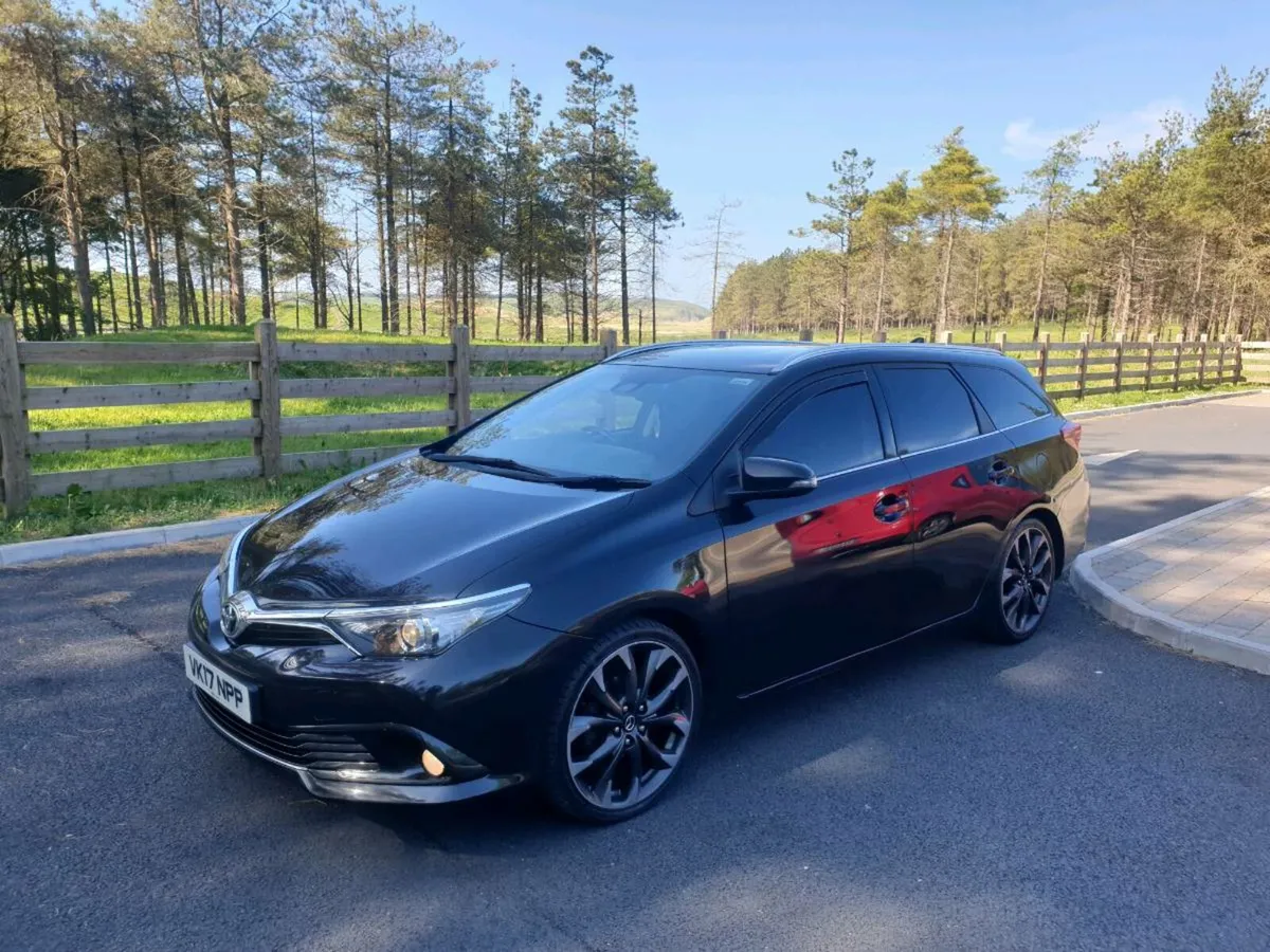 2017 Toyota Auris Icon Tss d4d estate - Image 3