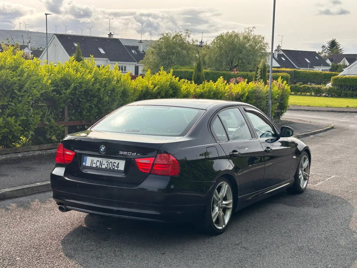 11 BMW E90 320d New nct & Taxd - Image 3