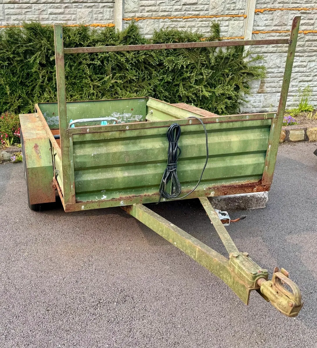 TWIN AXLE TRAILER - Image 1