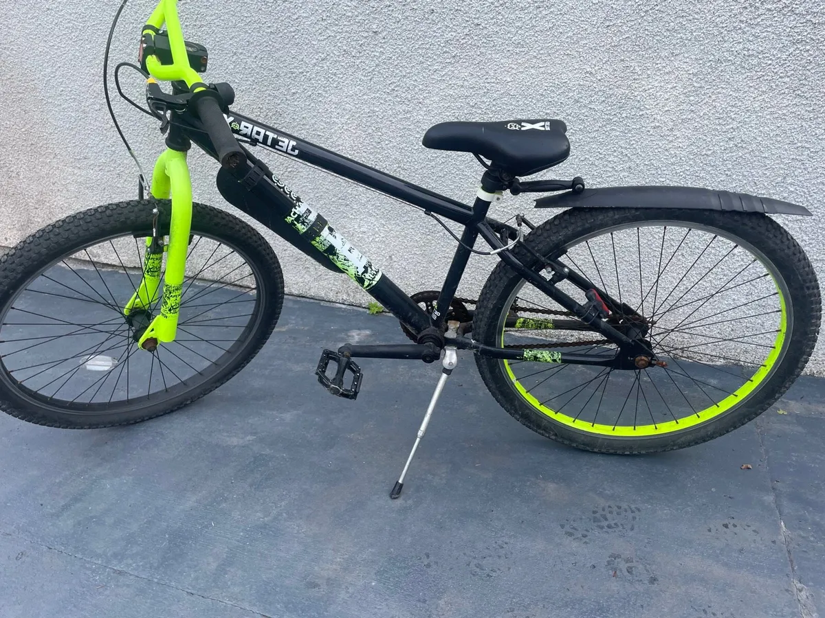 X rated jump bike - Image 1