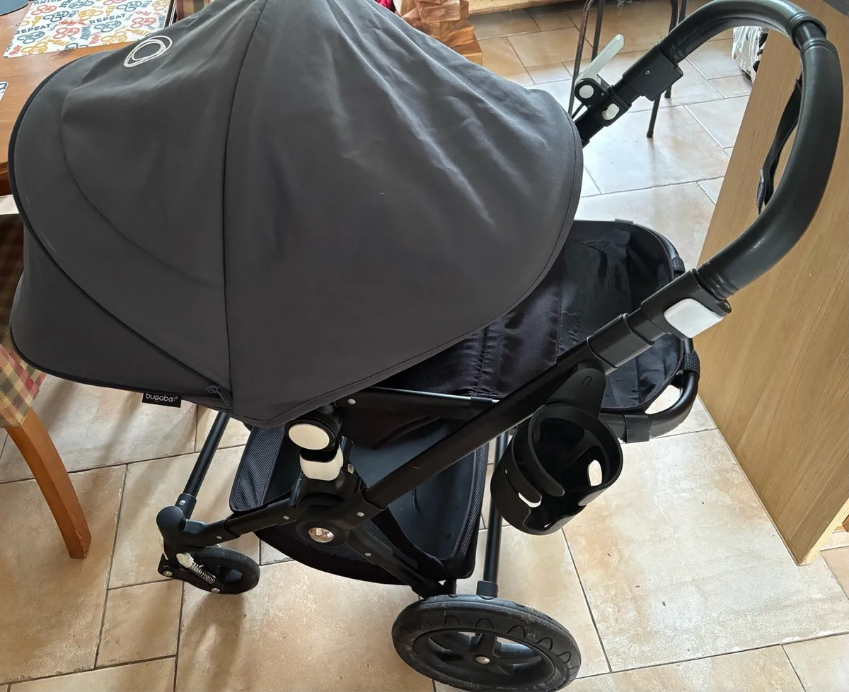 Bugaboo Cameleon 3 plus Buggy Pram - Image 4