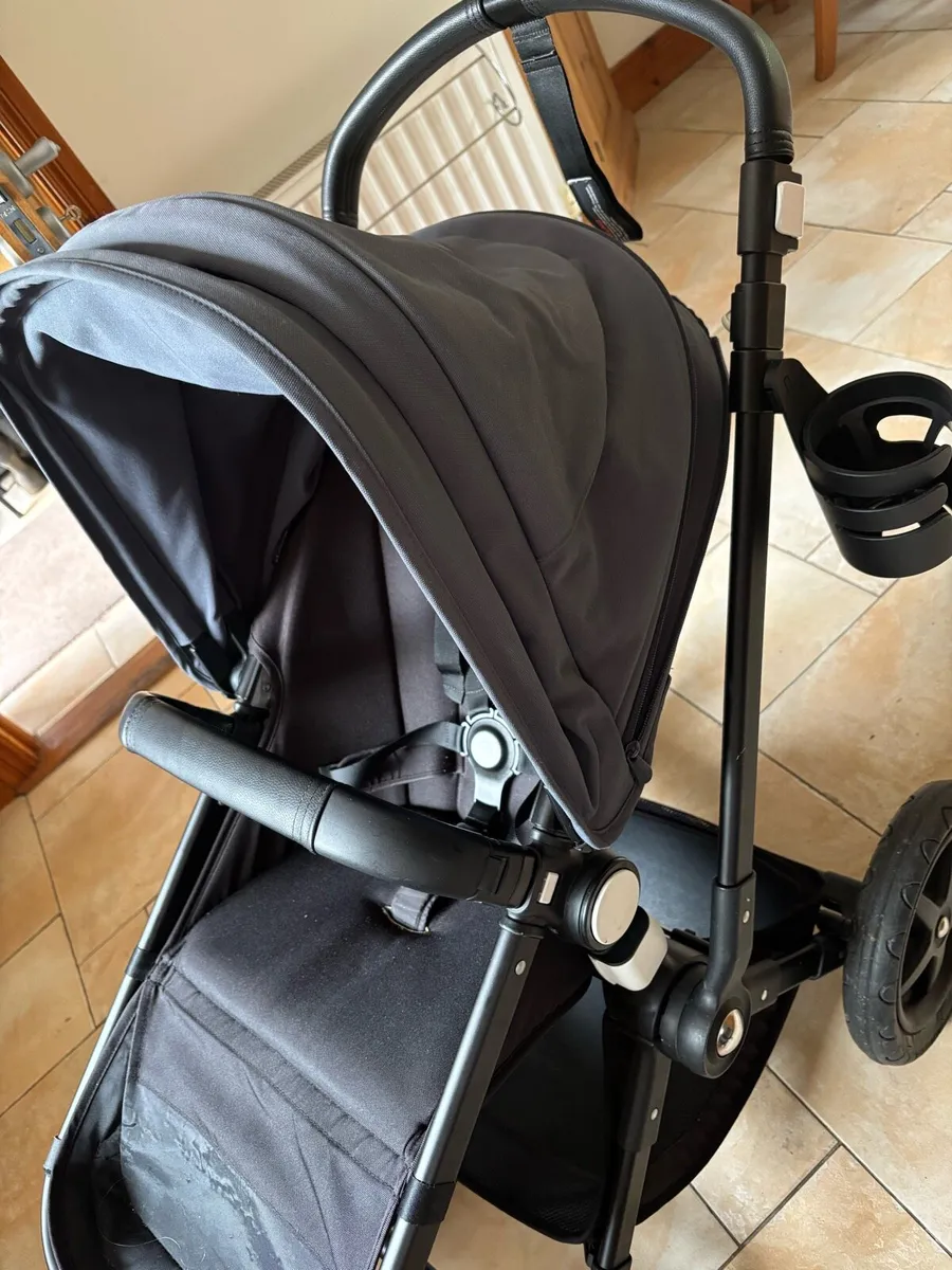 Bugaboo Cameleon 3 plus Buggy Pram - Image 2