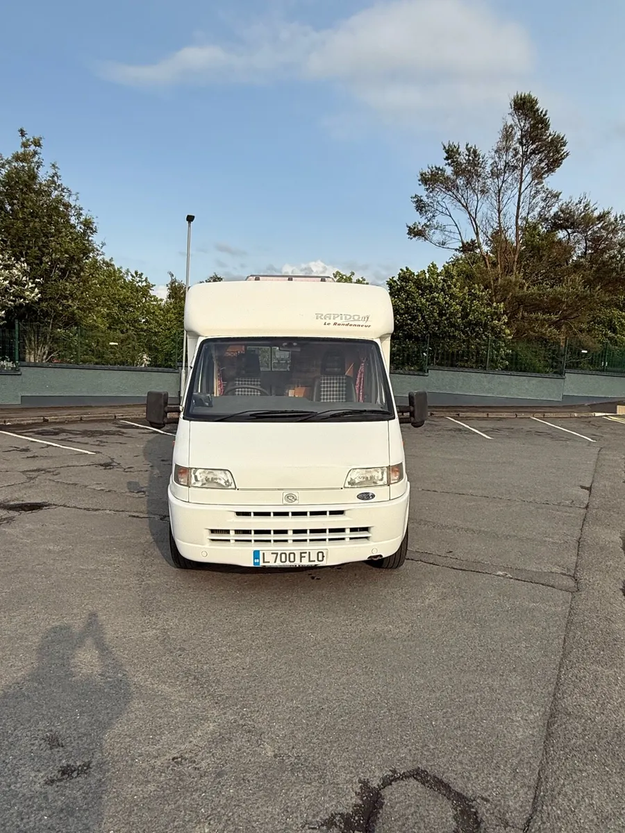 4 berth rapido le rounder - Image 2