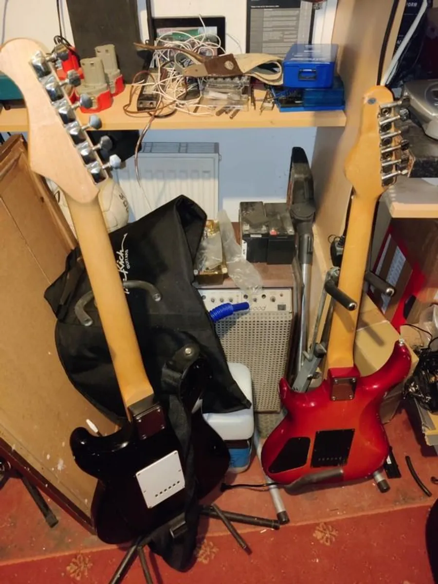 Guitars - Image 2