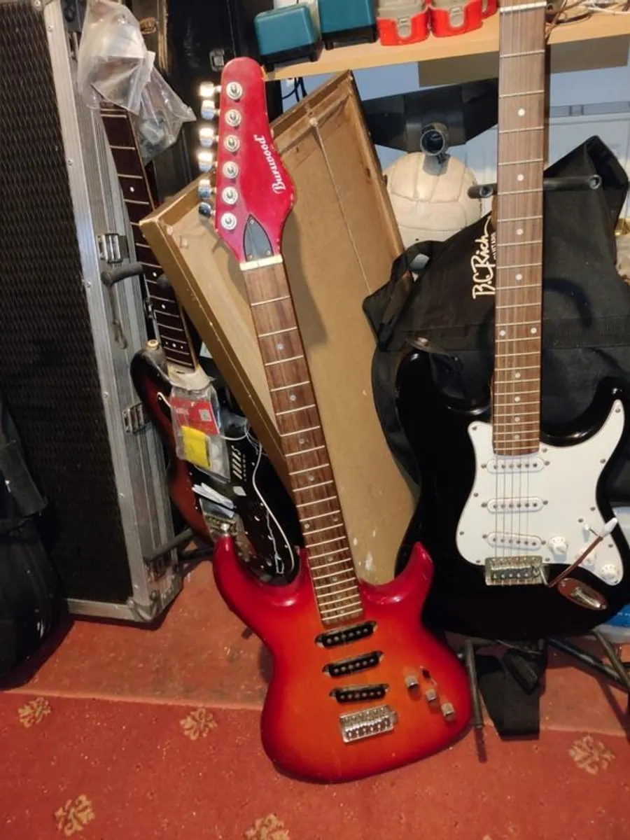 Guitars - Image 4