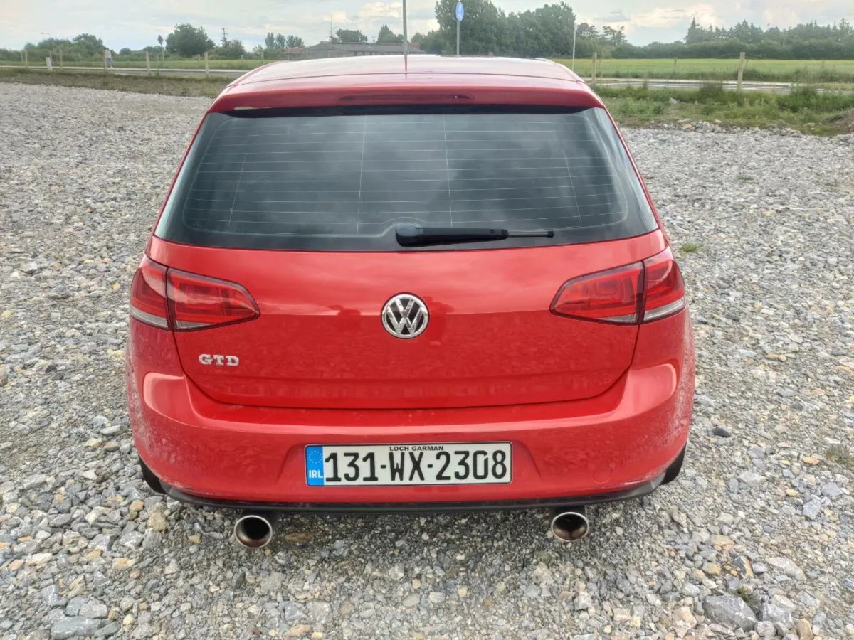 Volkswagen Golf - Image 4