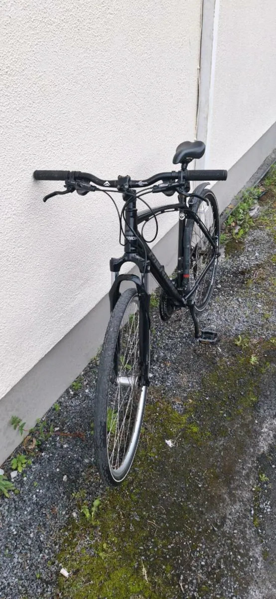 Merida hybrid bicycle - Image 2