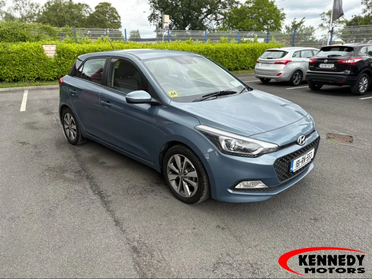 Hyundai i20 Active Deluxe 5DR - Image 2