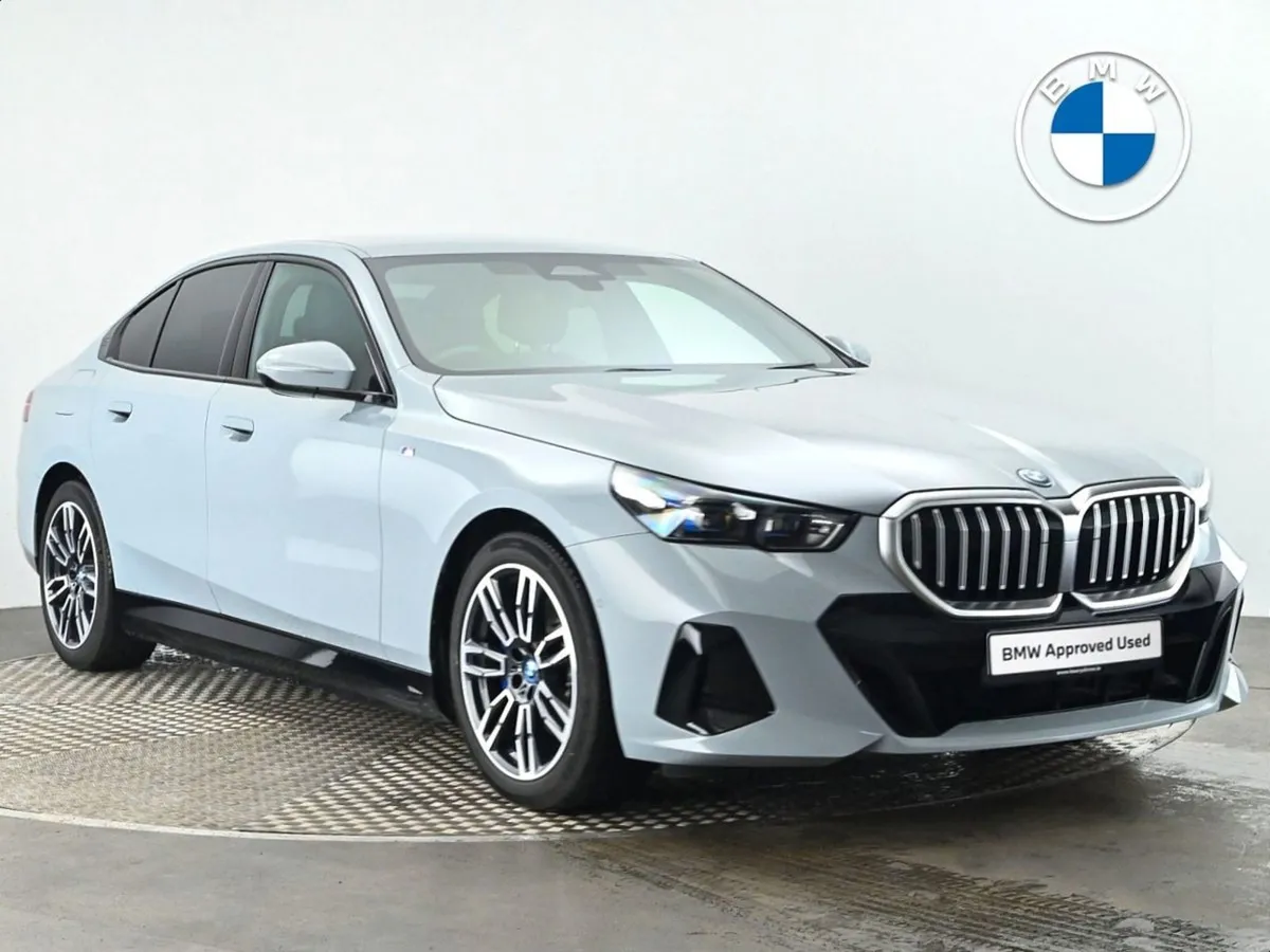 BMW 5 Series 530e M Sport Saloon - Image 1