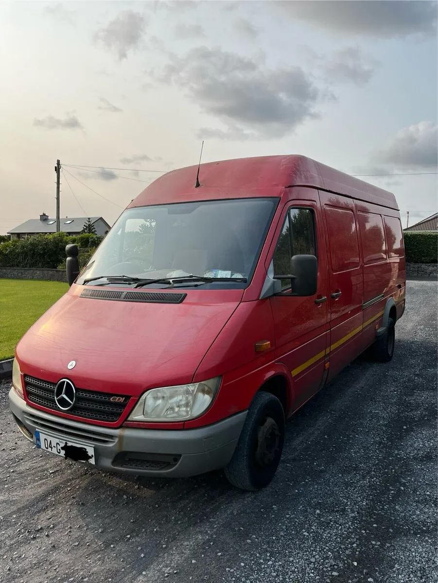 416 Mercedes-Benz Sprinter 2004 - Image 1