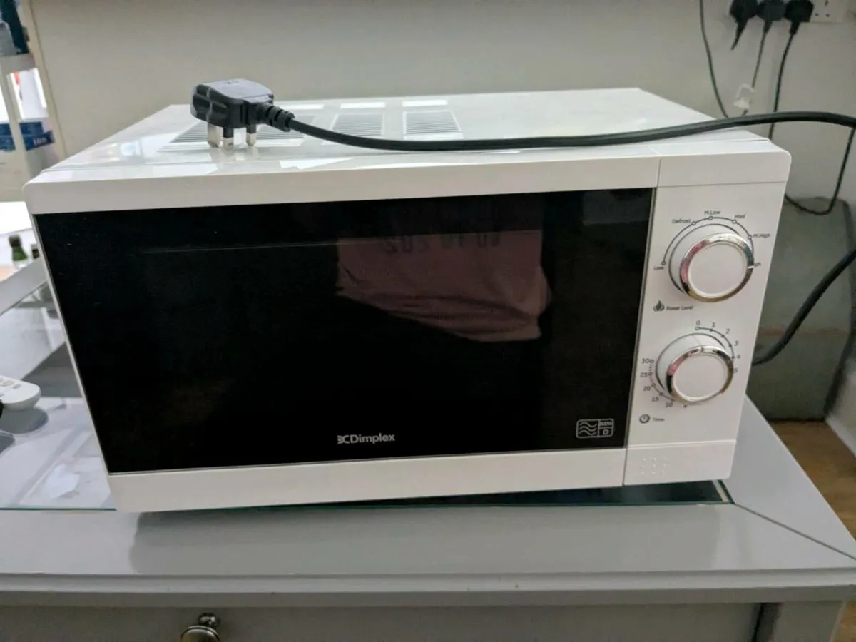 Microwave - Image 1