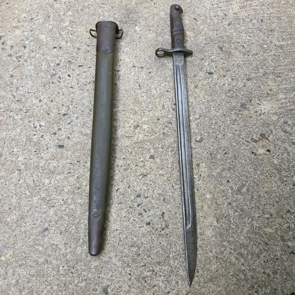 WW1 Bayonet - Image 1