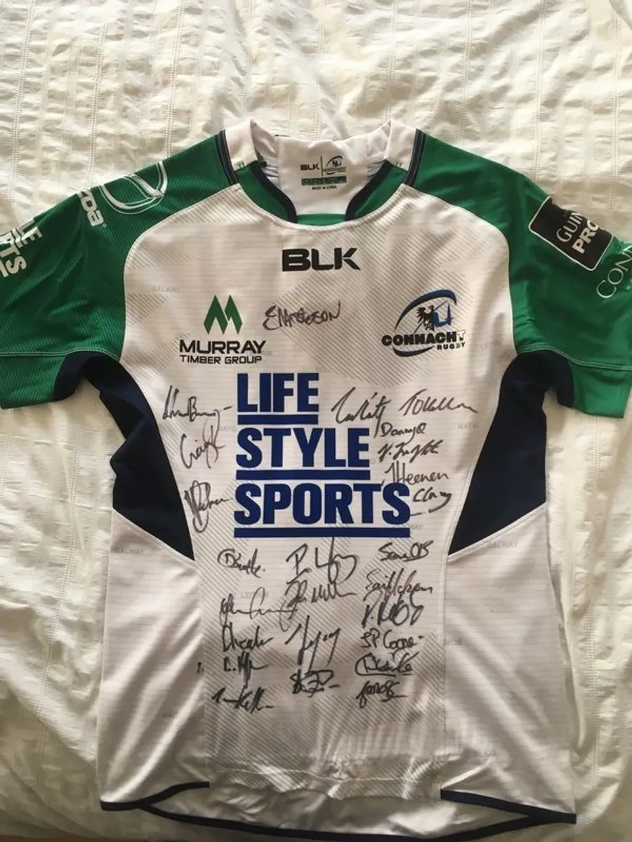 Connacht 2016 Pro12 squad signed jersey - Image 1