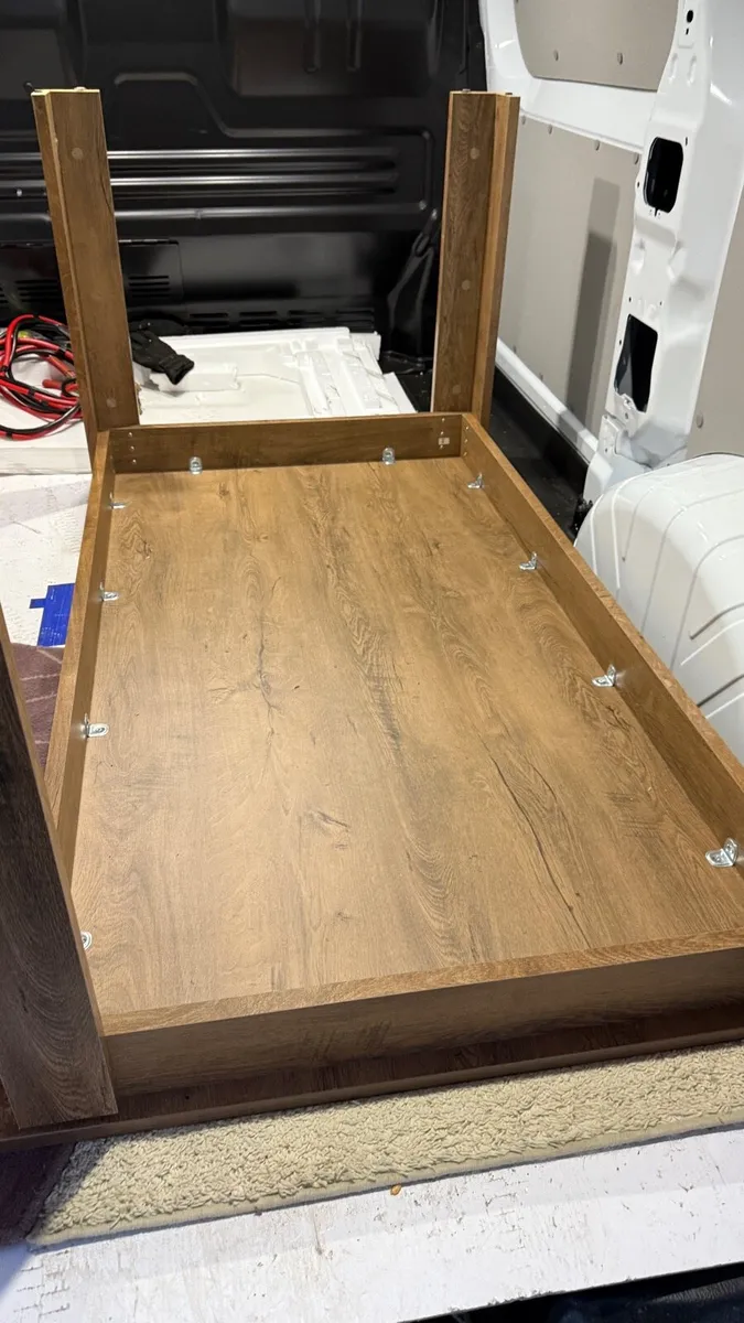 Dining table - Image 4