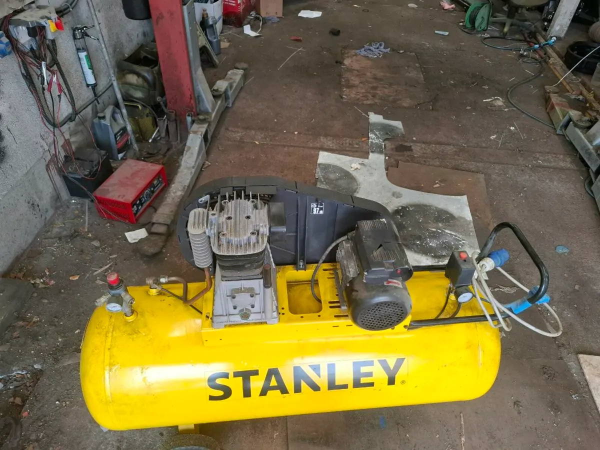 Stanley compreser - Image 1