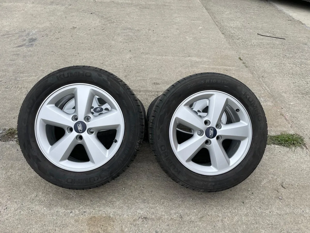 Ford Focus Alloy Wheels & Tyres 205/55R16 - Image 3