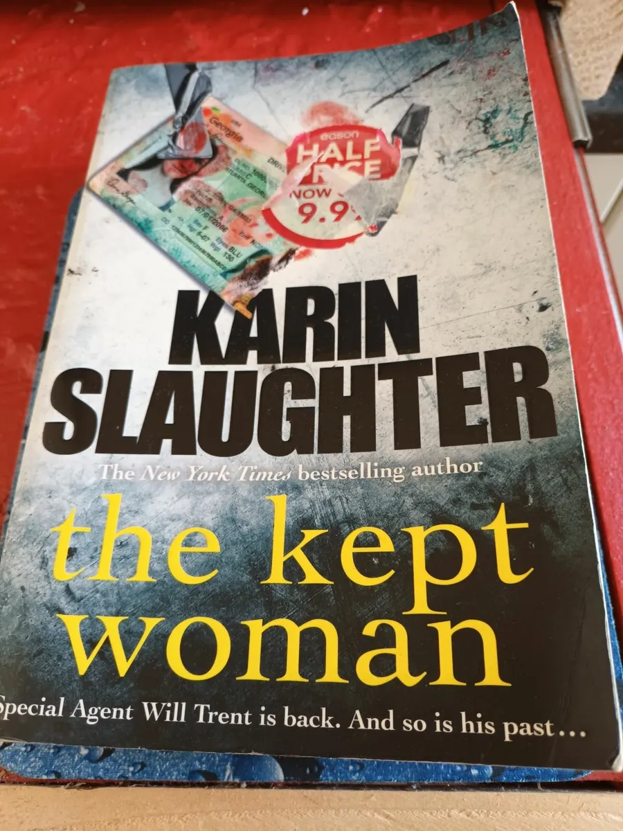 Karin Slaughter 4 books - Image 2