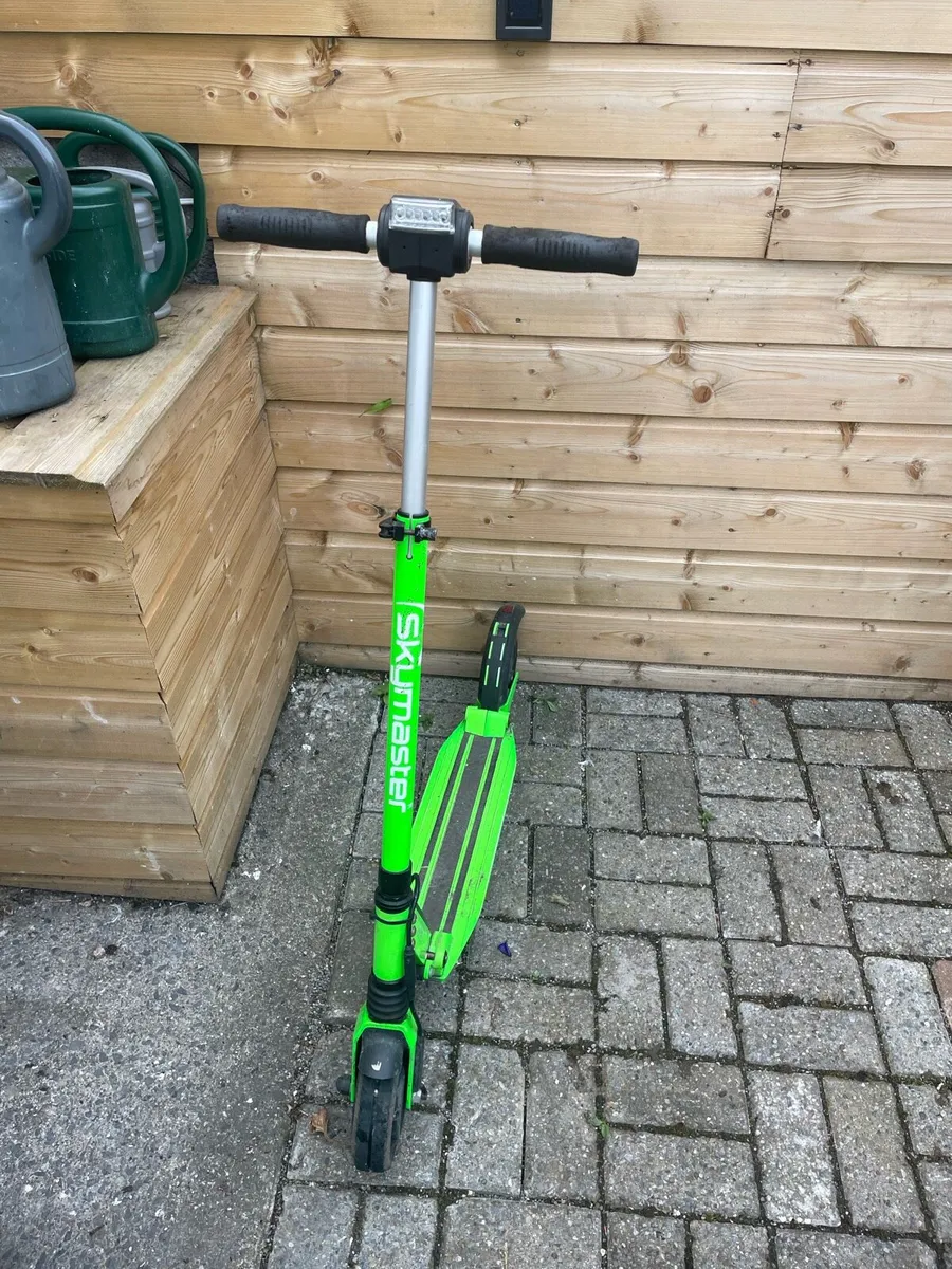 Skymaster E-scooter - Image 2